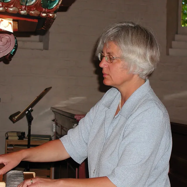 Jane Laut organist Dalum 1998 - 2015